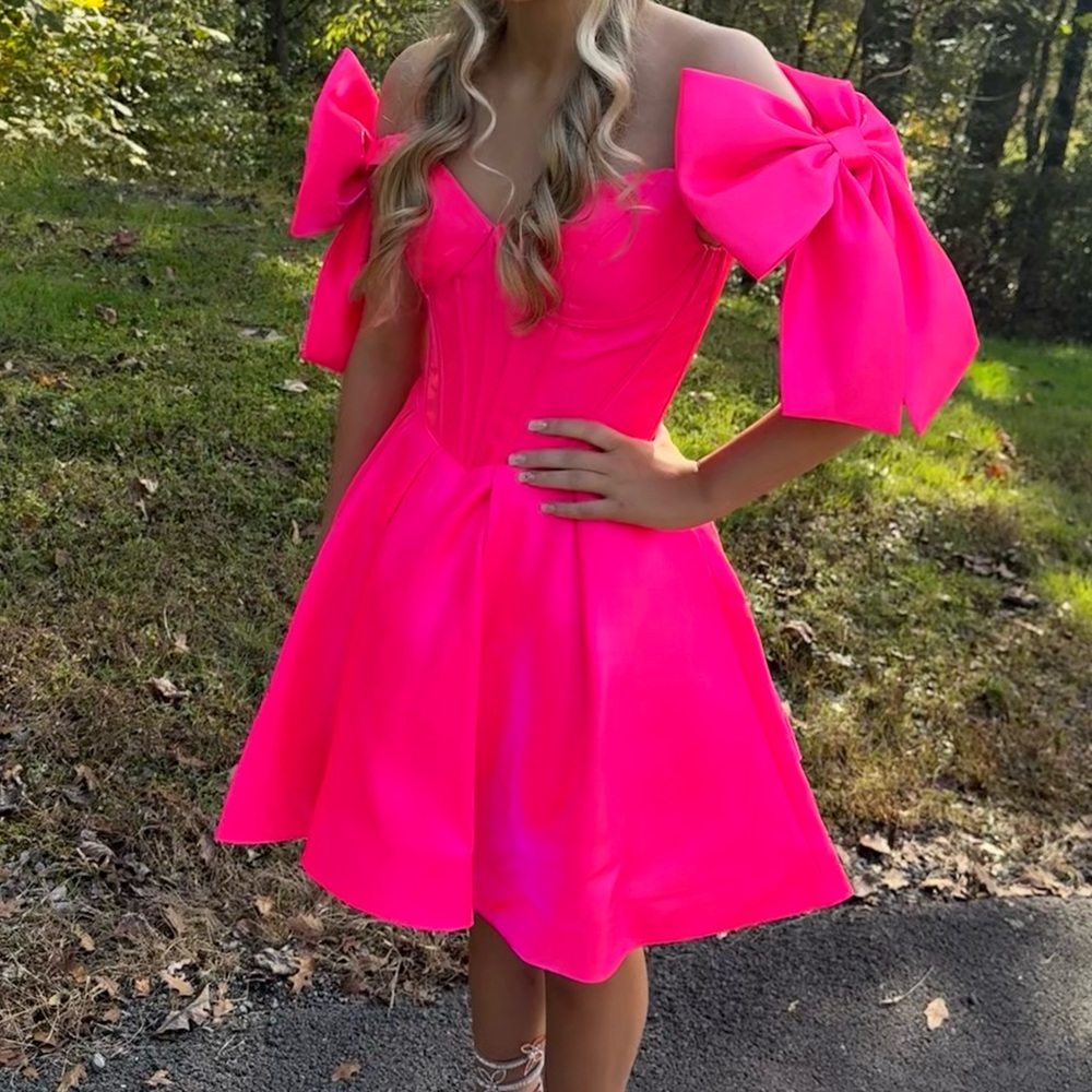 Elegant Pink Off-Shoulder Prom Dress